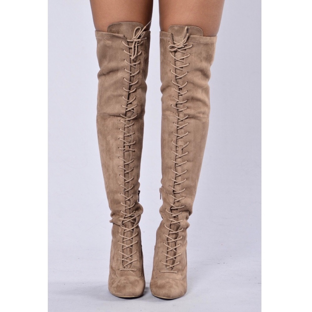 Thigh high boots. Fashion nova